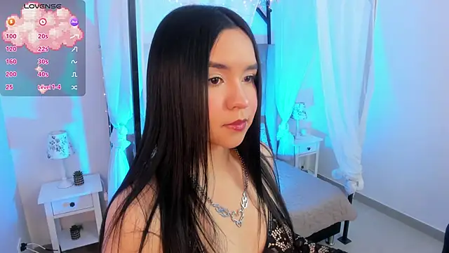 Hanna  Becker  online show from September 28, 3:12 am