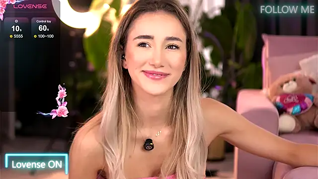 EmilyRaymont online show from September 27, 6:07 am