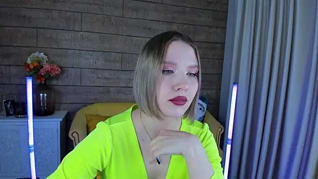 LiliLinn online show from January 28, 1:38 pm