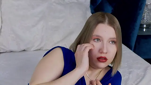 LiliLinn online show from February 27, 4:52 am