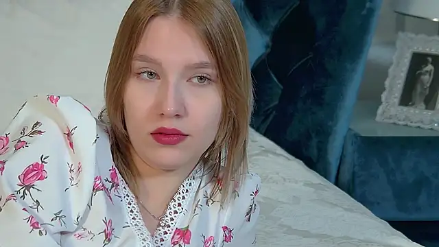 LiliLinn online show from September 13, 4:23 am