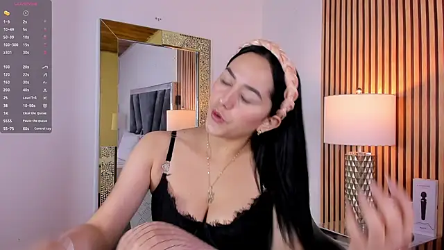 hazel ross tcw online show from January 25, 1:41 pm