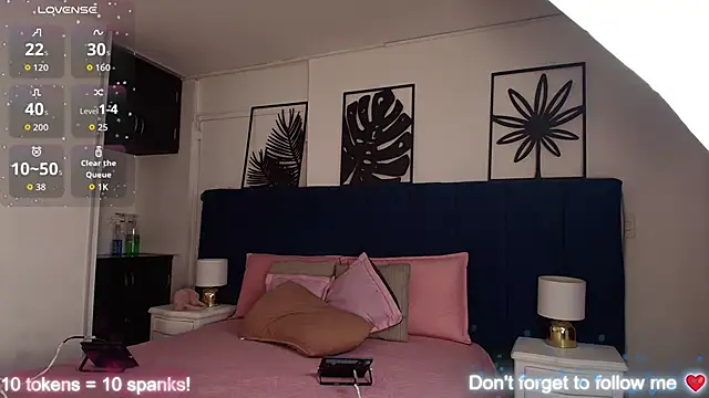 Tifanny grey online show from October 1, 7:53 pm