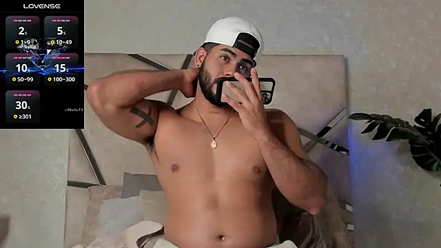 Snapshot of noah_crux chatting on January 12, 7:42 pm noah crux online show from January 12, 7:42 pm