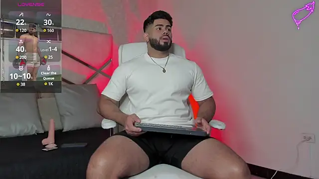 Snapshot of noah_crux chatting on March 10, 12:15 pm noah crux online show from March 10, 12:15 pm