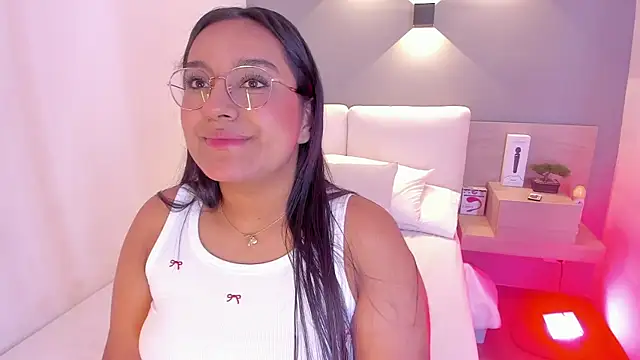 ellamontoya online show from January 23, 4:41 am