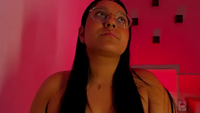 ellamontoya online show from February 13, 10:55 am