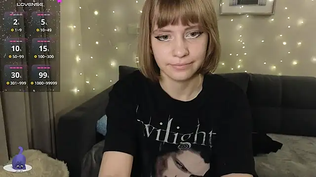 HermioneHHH online show from December 7, 11:01 pm