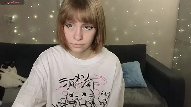 HermioneHHH online show from December 25, 7:45 pm