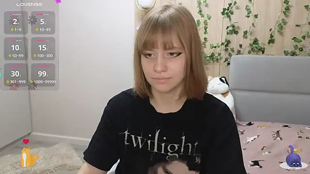 HermioneHHH online show from March 20, 6:09 pm