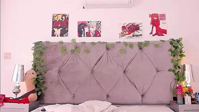 linasantoss online show from January 22, 6:20 pm