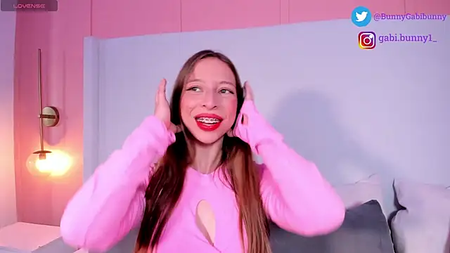 gabi bunny online show from December 30, 5:23 pm