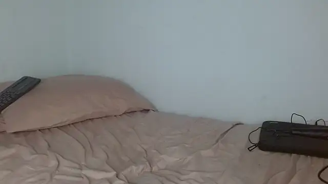 Snapshot of SophiaMeyerst chatting on February 11, 5:18 pm SophiaMeyerst online show from February 11, 5:18 pm