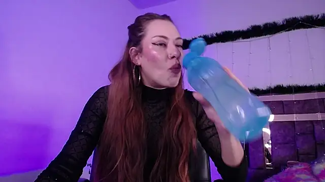 alejandrafitt online show from December 30, 11:17 pm