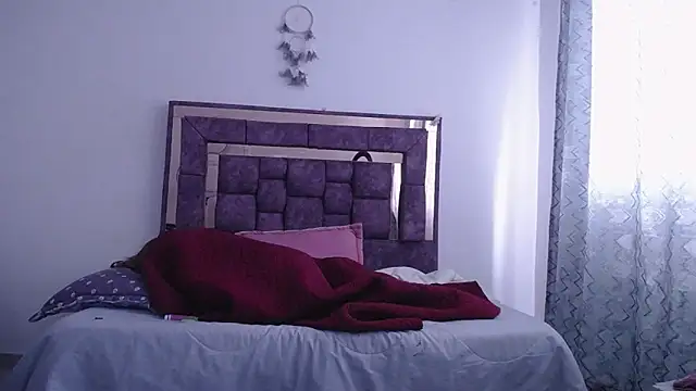 alejandrafitt online show from January 27, 1:41 pm