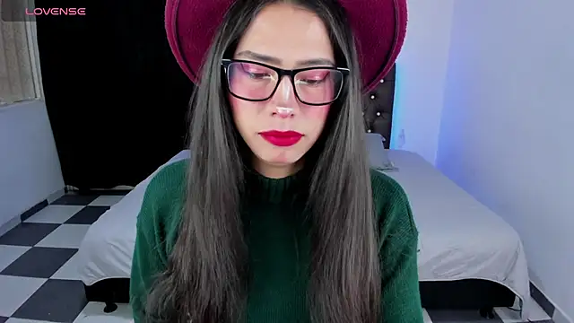 paula kawaiifu  online show from February 10, 2:05 pm