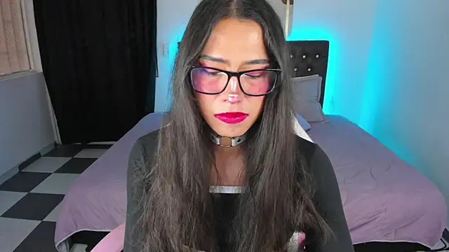 paula kawaiifu  online show from February 27, 5:15 pm