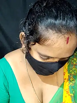 vintage-vibs online show from September 12, 6:30 pm