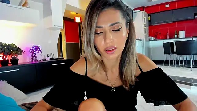 MissSmiley26 online show from February 6, 10:32 pm