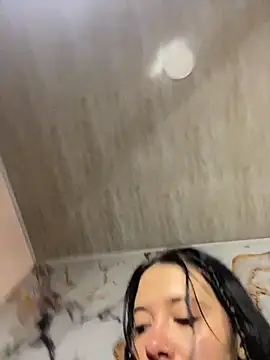 Isabella 21x online show from September 10, 12:49 pm