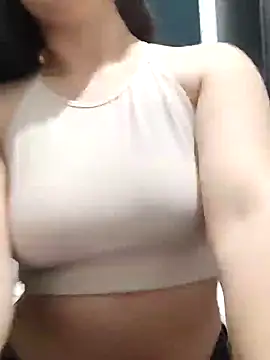 Snapshot of dulccemaria24 chatting on December 13, 3:49 am dulccemaria24 online show from December 13, 3:49 am