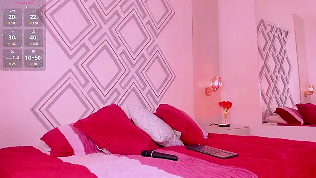  CurlyGirl  online show from February 5, 8:14 pm