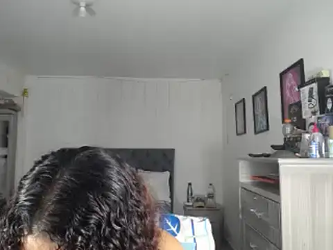 Snapshot of Corina_hot chatting on December 26, 12:14 am Corina hot online show from December 26, 12:14 am