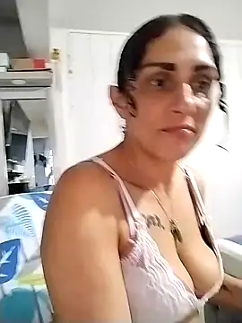 Snapshot of Corina_hot chatting on January 22, 10:59 pm Corina hot online show from January 22, 10:59 pm