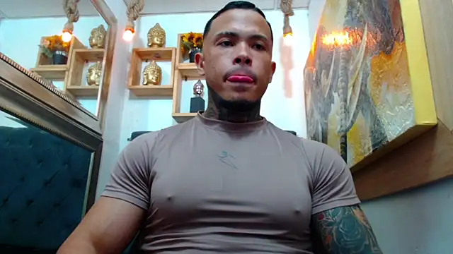 Snapshot of david_rousse_ chatting on January 25, 2:04 am david rousse online show from January 25, 2:04 am