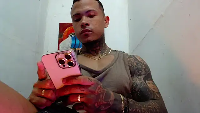 Snapshot of david_rousse_ chatting on March 16, 6:42 am david rousse online show from March 16, 6:42 am