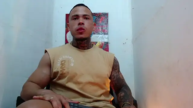 Snapshot of david_rousse_ chatting on March 18, 4:26 am david rousse online show from March 18, 4:26 am