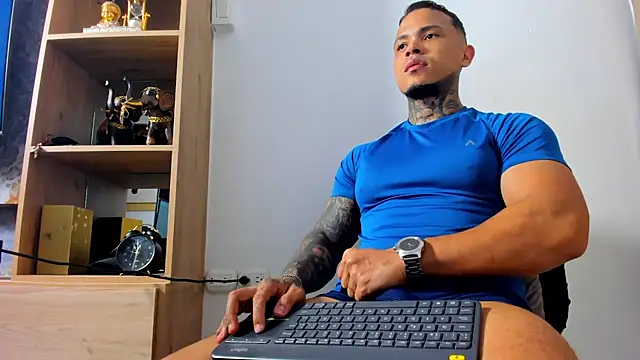 Snapshot of david_rousse_ chatting on September 10, 4:01 am david rousse online show from September 10, 4:01 am