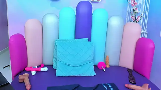 LYA SWEETX online show from February 20, 10:05 am