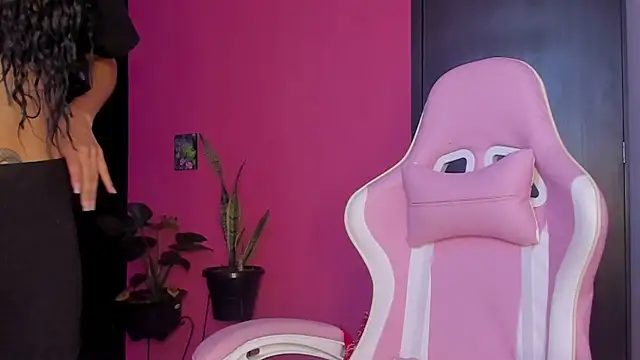 Juanadearco5 online show from December 1, 9:26 pm