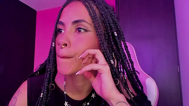 Juanadearco5 online show from December 14, 5:14 pm