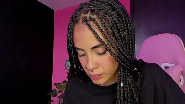 Juanadearco5 online show from December 15, 10:04 pm