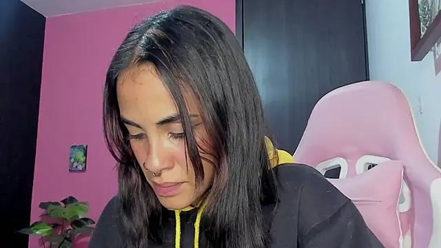 Juanadearco5 online show from December 17, 10:54 pm