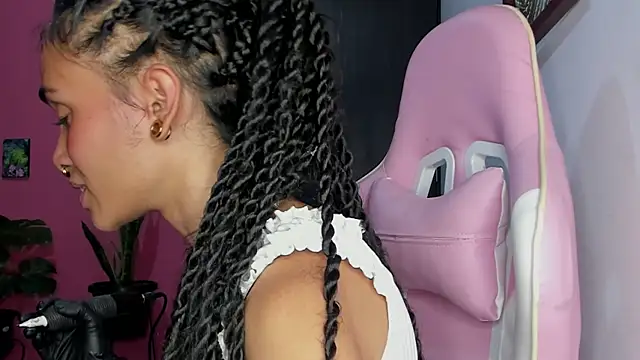 Juanadearco5 online show from January 5, 11:22 pm