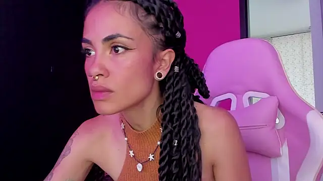 Juanadearco5 online show from January 7, 6:56 pm