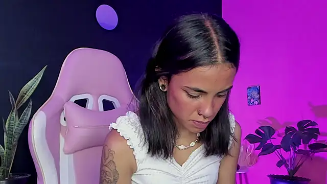 Juanadearco5 online show from February 10, 12:29 pm