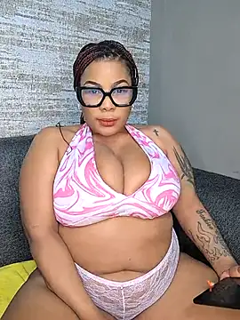 Snapshot of ExclusiveLeexx chatting on January 19, 11:56 am ExclusiveLeexx online show from January 19, 11:56 am