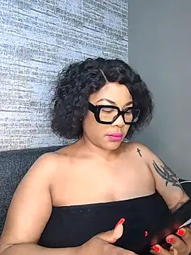 Snapshot of ExclusiveLeexx chatting on March 8, 6:26 pm ExclusiveLeexx online show from March 8, 6:26 pm