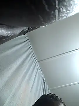 Snapshot of ExclusiveLeexx chatting on November 18, 4:22 pm ExclusiveLeexx online show from November 18, 4:22 pm