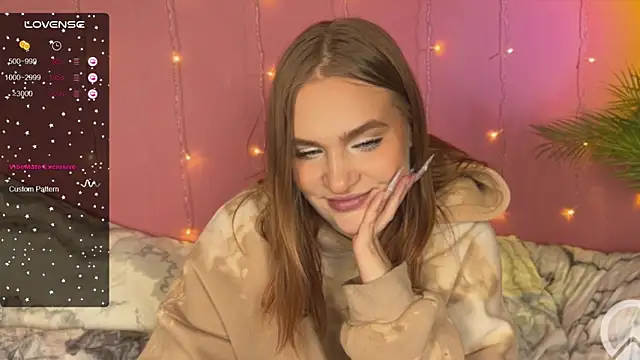 Snapshot of CarolineLovers chatting on February 22, 10:31 pm CarolineLovers online show from February 22, 10:31 pm