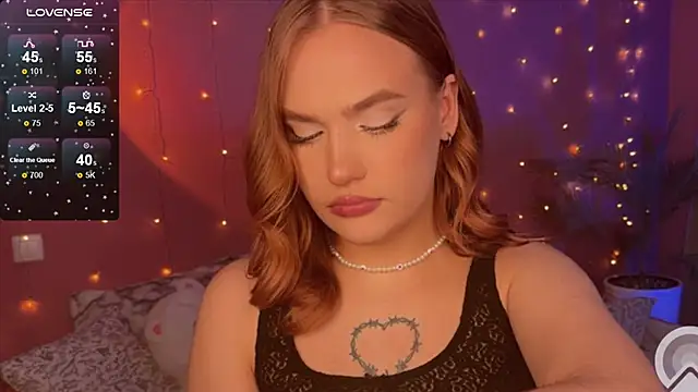 Snapshot of CarolineLovers chatting on February 28, 11:01 pm CarolineLovers online show from February 28, 11:01 pm