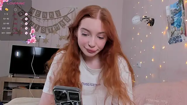 cinnabon girls online show from December 20, 4:04 pm