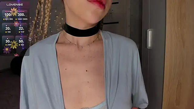 Hannah Carr online show from February 20, 12:19 am