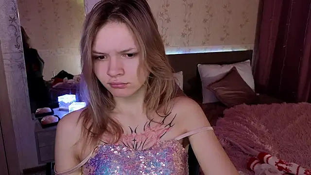 LitaBrom online show from December 26, 1:18 am