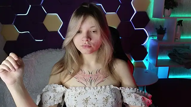 LitaBrom online show from December 30, 1:15 am