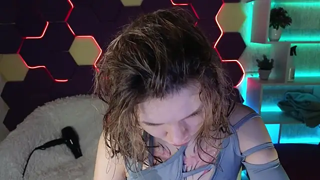 LitaBrom online show from January 6, 1:09 am